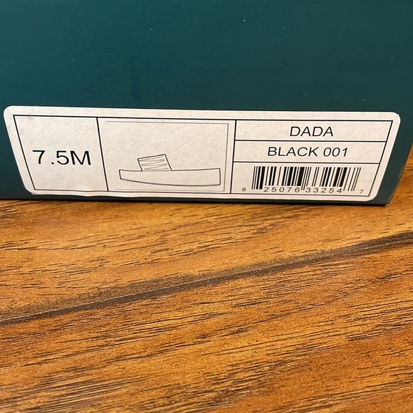 Aerosols Dada size 7.5m NEW NEVER WORN - Picture 2 of 7